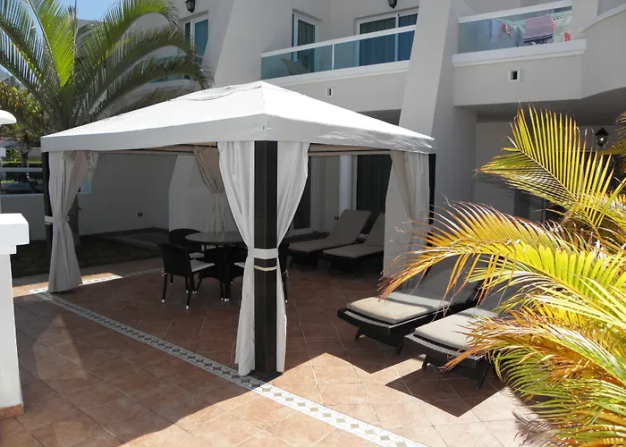 Flamingo Suites Boutique Hotel