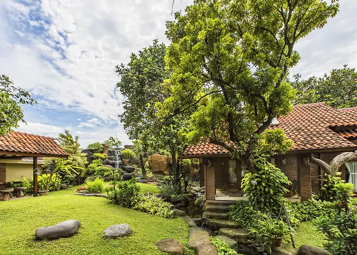 Duta Garden Hotel