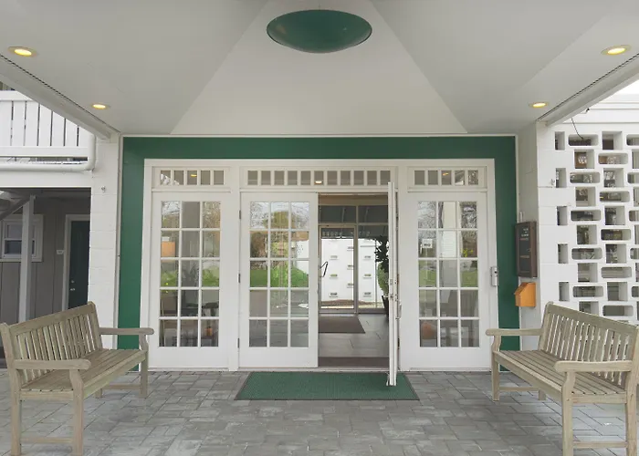 East Hampton House Resort
