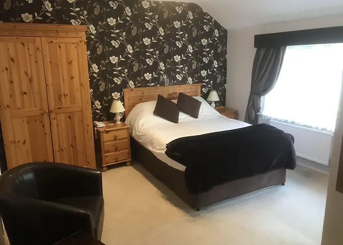 Craig-Y-Dderwen Riverside Hotel