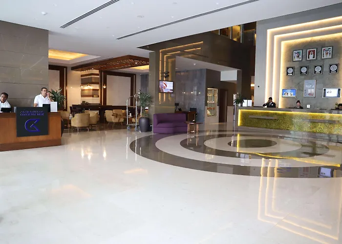 Golden Tulip Media Hotel