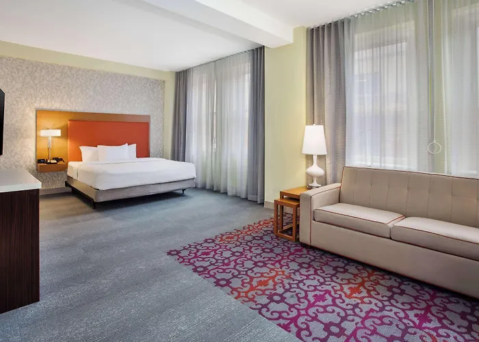 Home2 Suites By Hilton San Antonio Downtown - Riverwalk, Tx