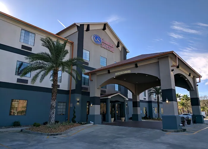 Comfort Suites Oil Center