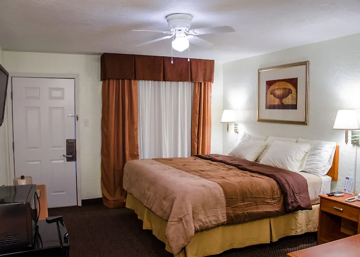 Budget Inn & Suites Colby