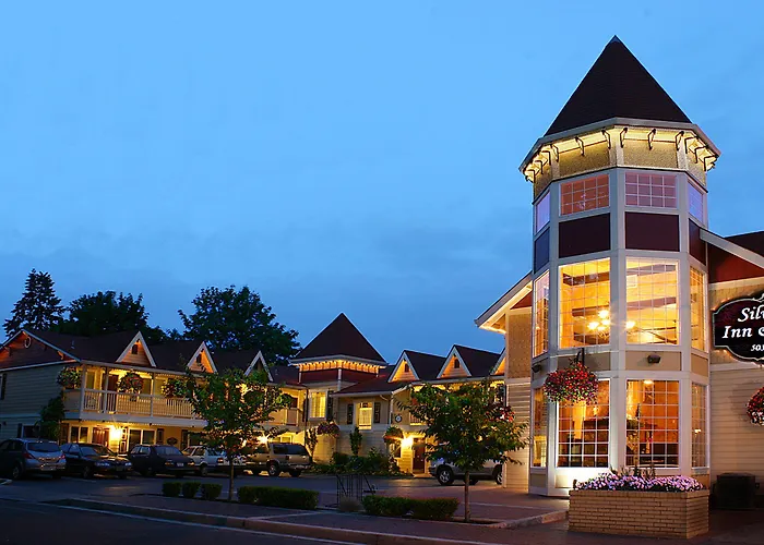 Silverton Inn & Suites