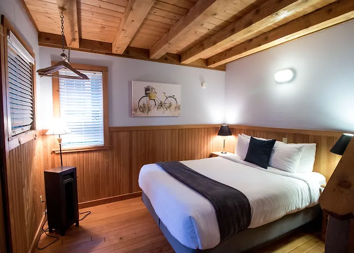 Reef Point Cottages