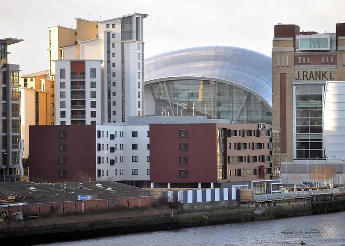 Leonardo Hotel Newcastle Quayside