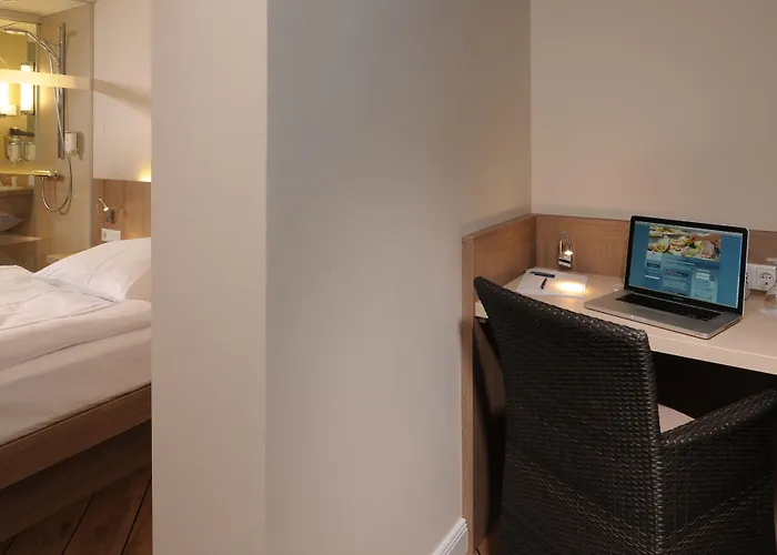 Hotel Vier Jahreszeiten Lübeck