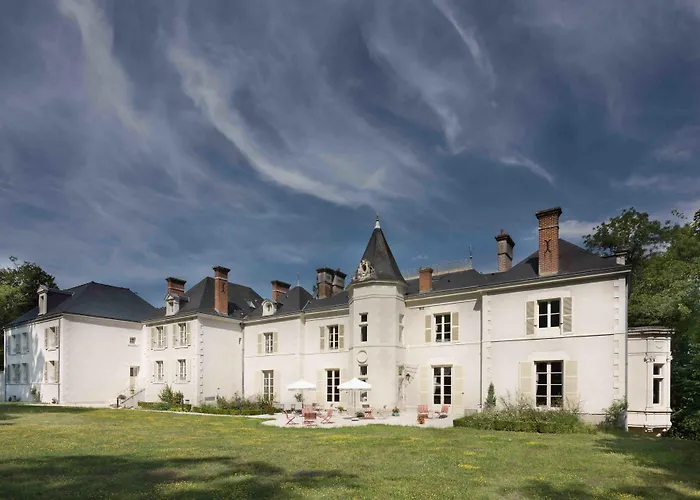 Chateau De La Rozelle