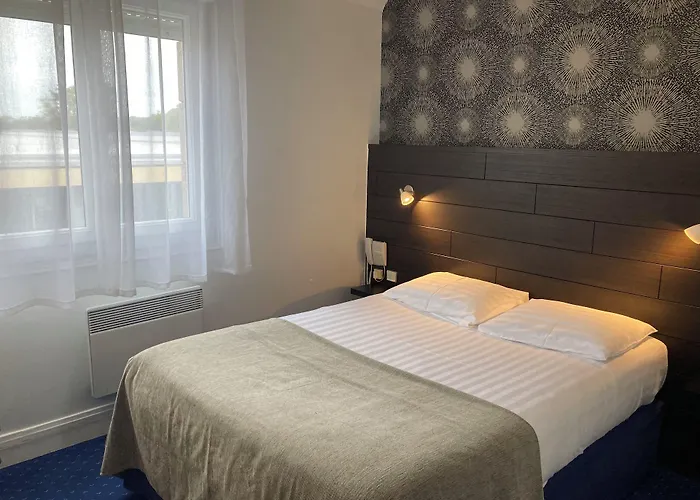 The Originals City, Hôtel du Château, Pontivy (Inter-Hotel)