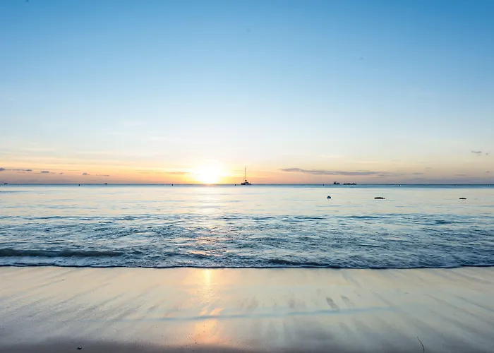 Mon Choisy Beach R.