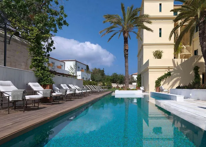 Poseidonion Grand Hotel
