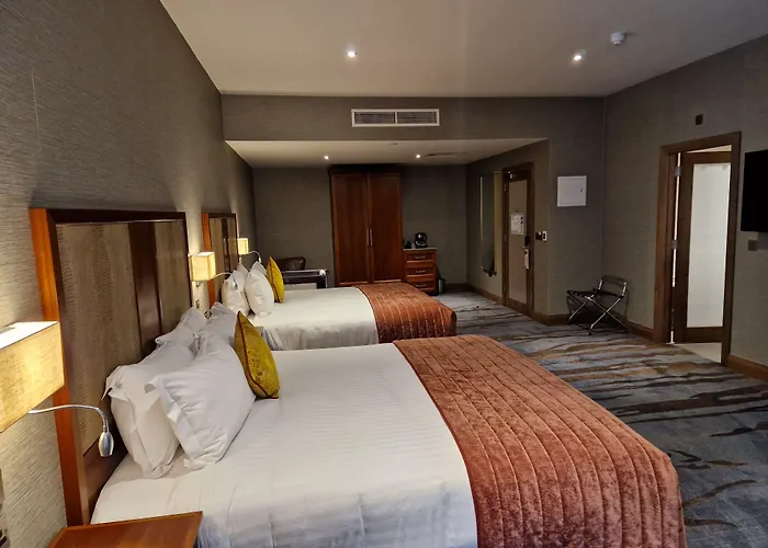 Lawlors Hotel