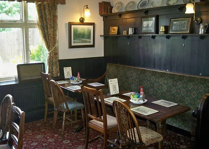 Nelson And Railway Inn