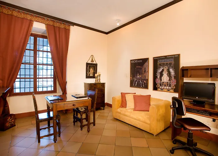 Hotel Dann Monasterio