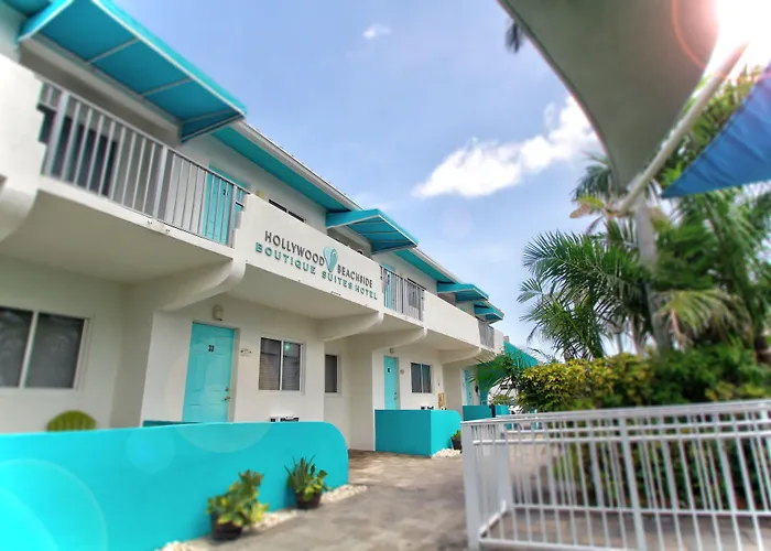 Hollywood Beachside Boutique Suite