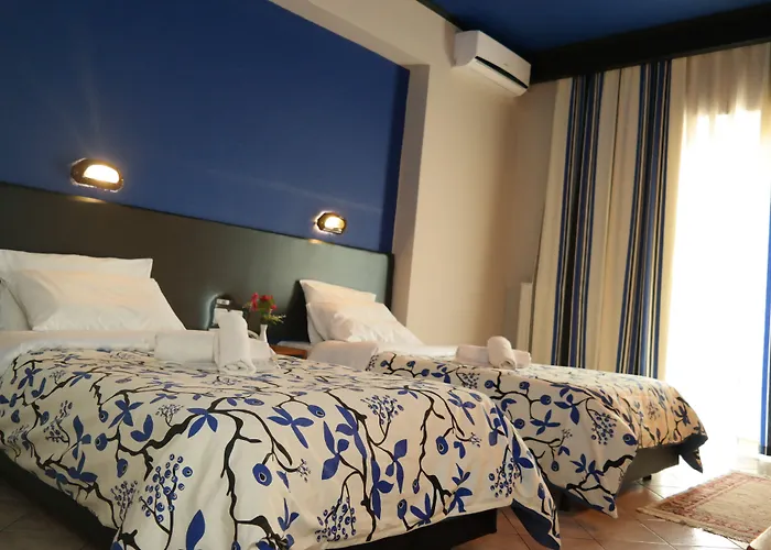 Alexiou Hotel