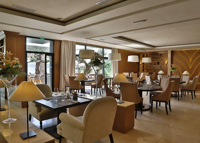 Hostellerie La Farandole