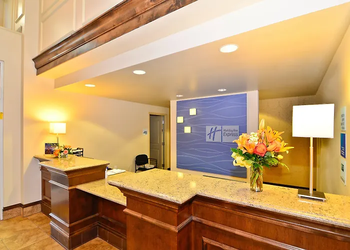 Holiday Inn Express & Suites - Williston By Ihg