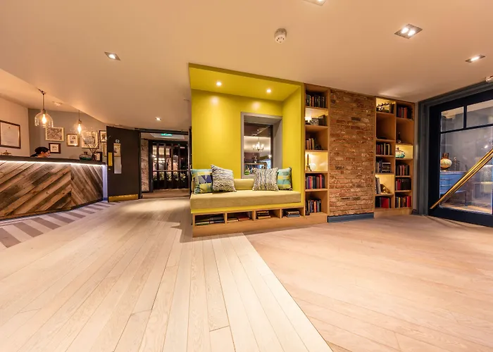 The Alexander Pope Hotel