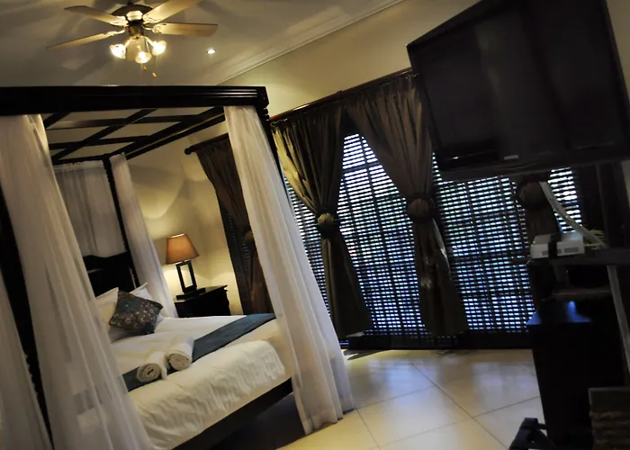 Waterfalls Boutique Hotel