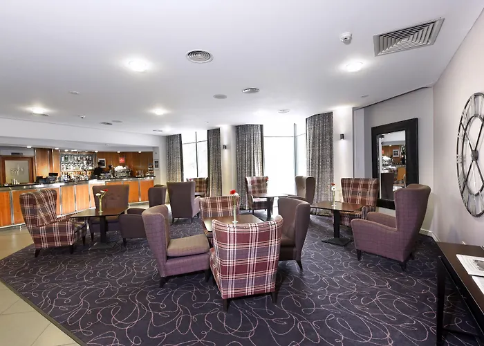 Stirling Court Hotel