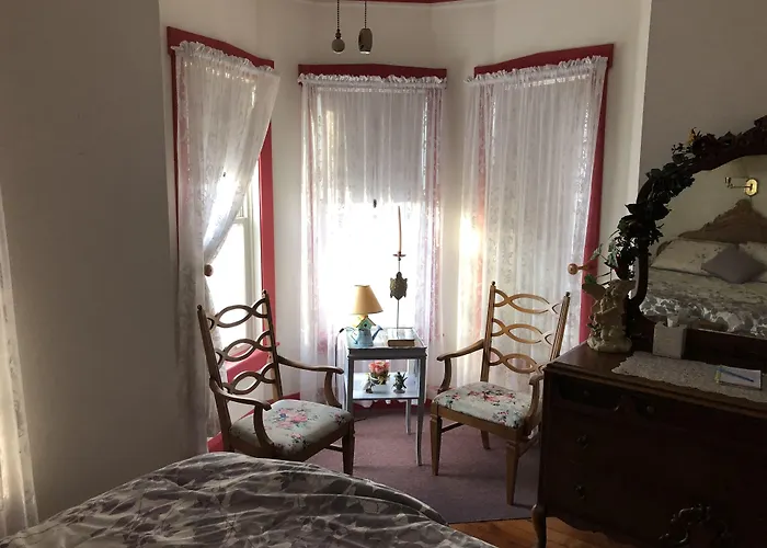 Keller House (Adults Only)