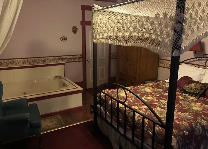 Keller House (Adults Only)