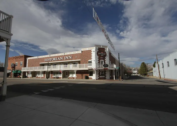 Historian Inn