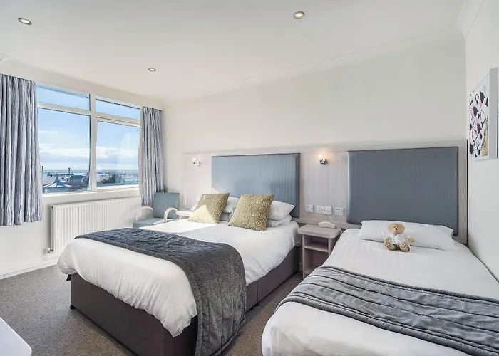 St Ives Hotel