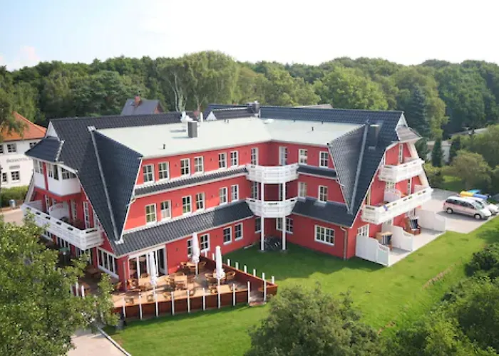 Strandhotel Deichgraf Graal-Mueritz
