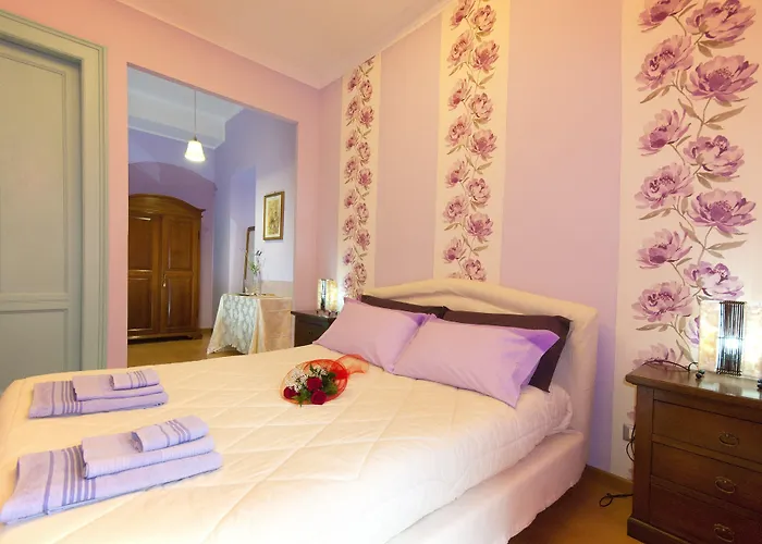 Duca's Guest House
