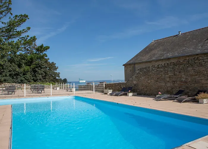 Clos de Vallombreuse, The Originals Relais