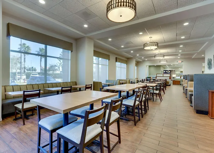 Drury Inn & Suites Orlando Near Universal Orlando Resort