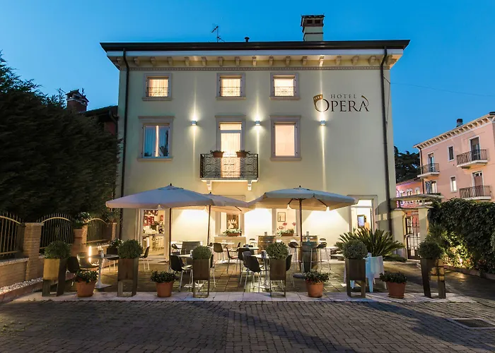 Hotel Operà