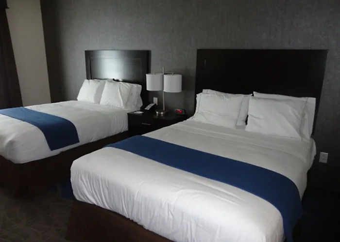Holiday Inn Express & Suites - Kansas City Ku Medical Center By Ihg