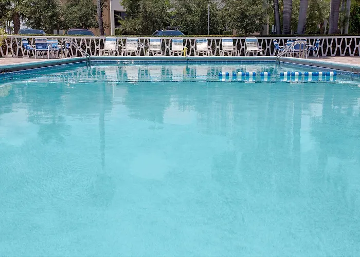 Knights Inn Hallandale