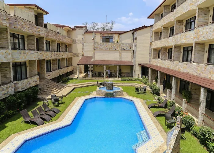 Roca Golf Hotel