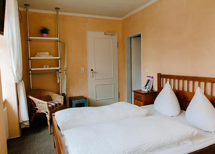 Landhotel Airport-Inn