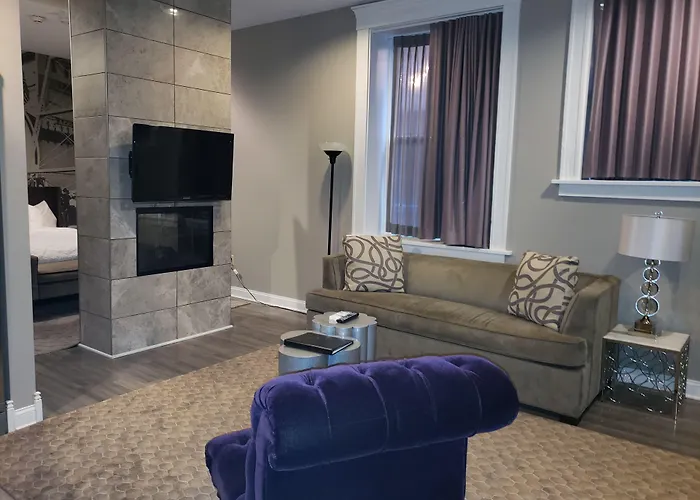 Hotel At The Lafayette Trademark Collection By Wyndham