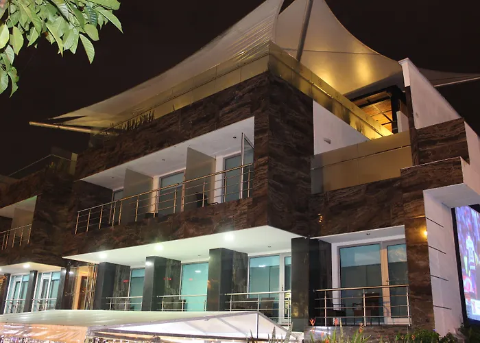 Zi One Luxury Hotel