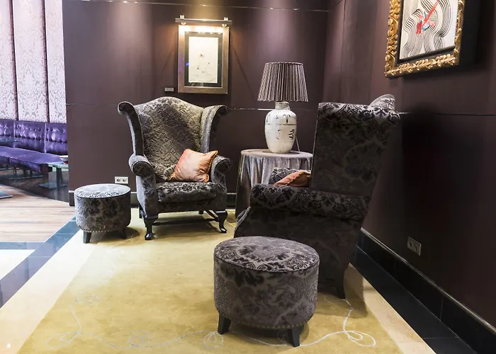 Nexus Valladolid Suites & Hotel