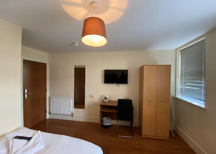 Wendover Arms Hotel