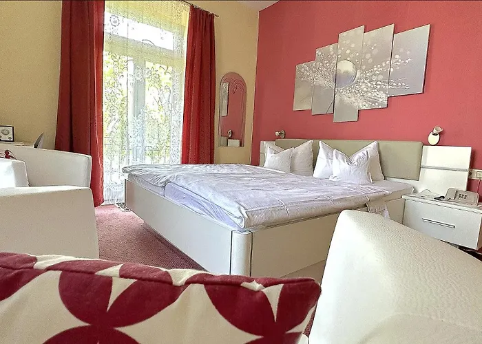 HOTEL YOGA JASMIN ehemals Hotel Eberhardt-Burghardt