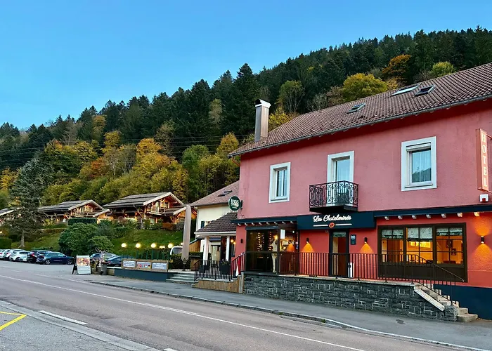Logis Hôtel les Chatelminés