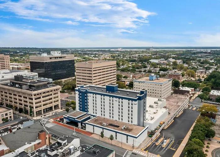 Doubletree By Hilton Downtown Wilmington - Legal District