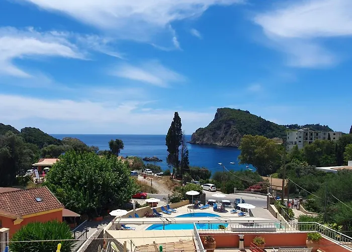 Paleo Inn Hotel