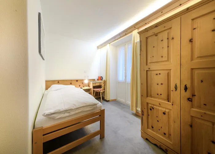 Hotel Suisse, Swiss Alpine Charm