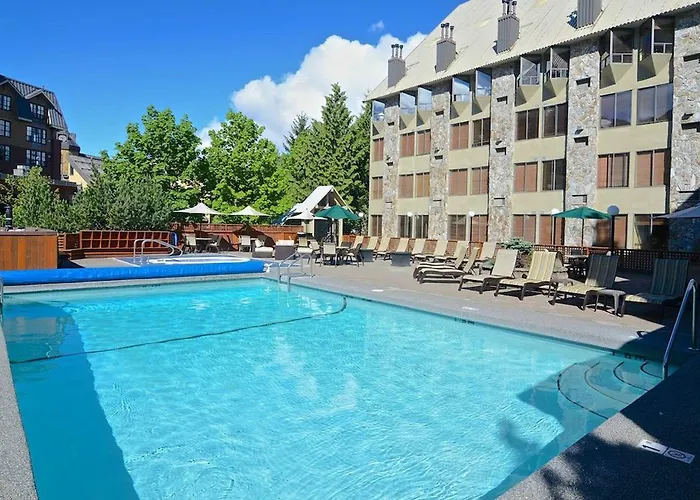 Mountain Side Hotel Whistler By Executive