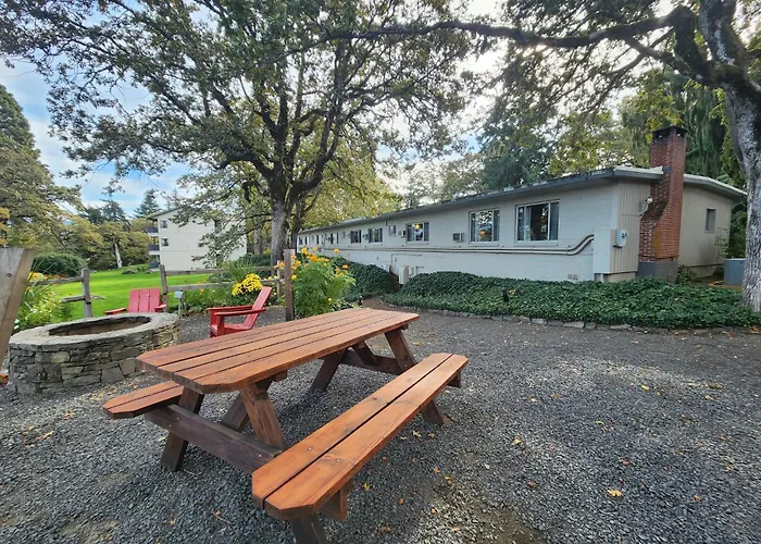Westcliff Lodge